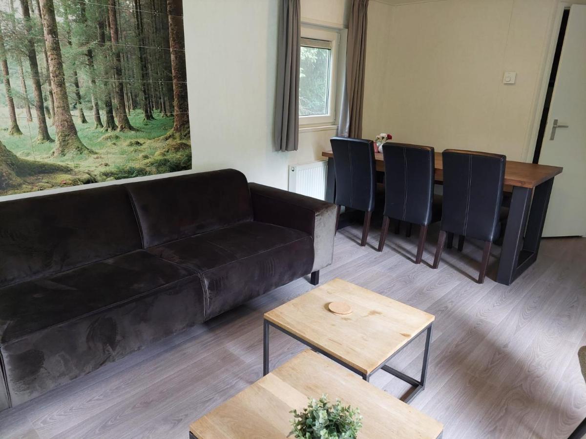 Vakantiecentrum De Ullingse Bergen Sint Anthonis Екстериор снимка